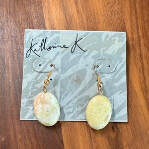 NWT Katherine K Off White Faux Agate Gold Tone Drop Earrings Earth Neutral Boho